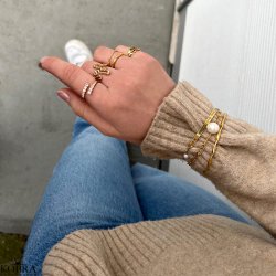 "Montana" 18 karat forgyldt armbnd / armlet med plade og hvid ferskvandsperle, inklusiv gravering