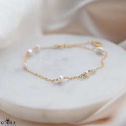 "Monaco" perle armbnd i guld med hvide ferskvandsperler