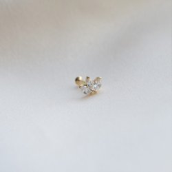 "Serafina" bladformet piercing med sten (1 stk.)