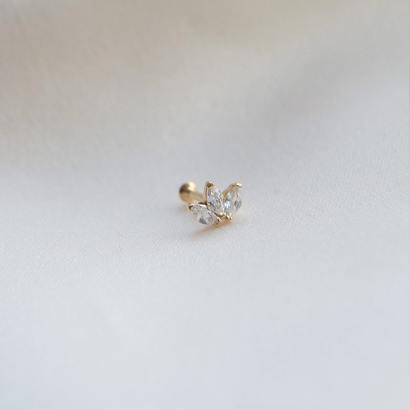 "Serafina" bladformet piercing med sten (1 stk.)