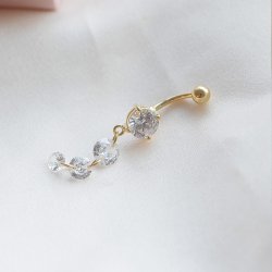 "Samantha" Navelpiercing