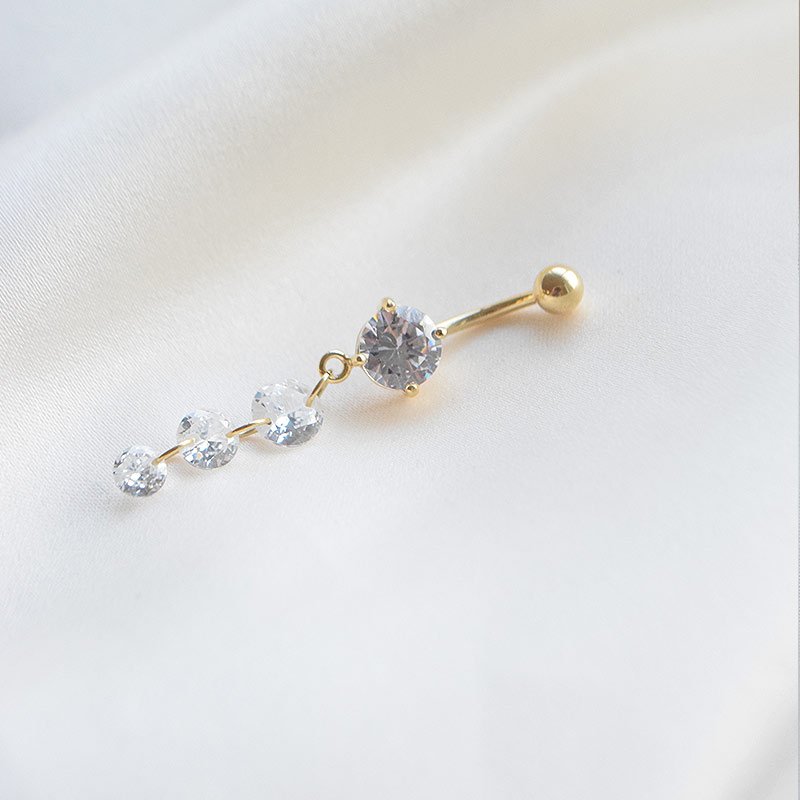 "Samantha" Navelpiercing