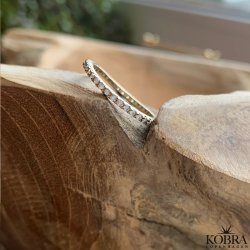 "Hawaii" 18 carat gold plated ring with white stones