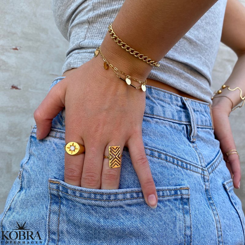 "Rocket" 18 carat gold plated ring with white stone