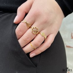 "Dallas" 14 carat gold plated ring with tags including your engraving