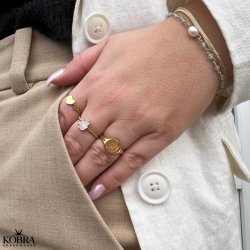 "Lila" enkel guld ring med hjerter