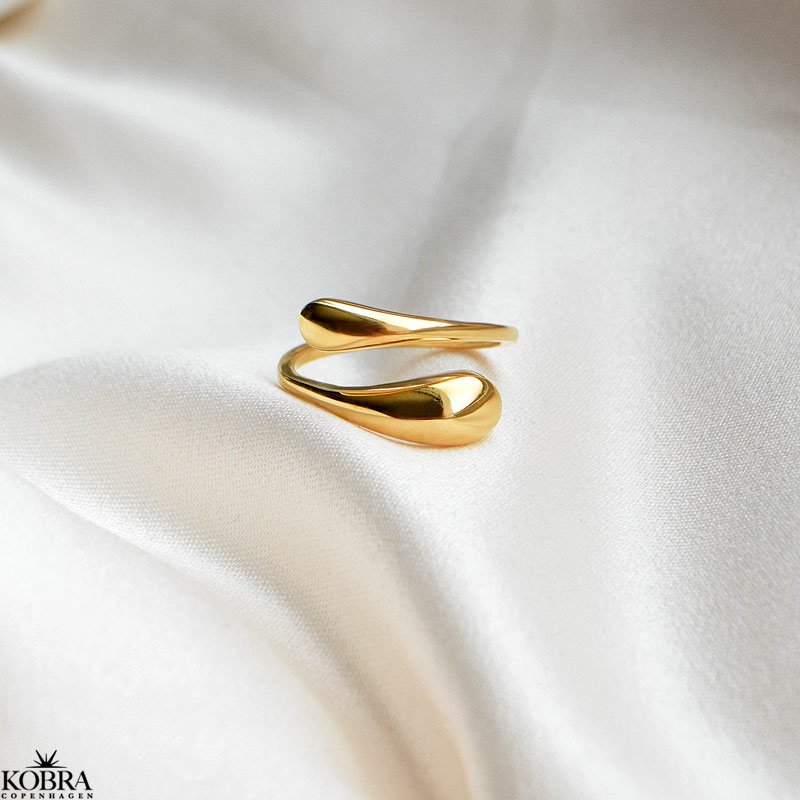 "Boa" slangeformet ring i guld