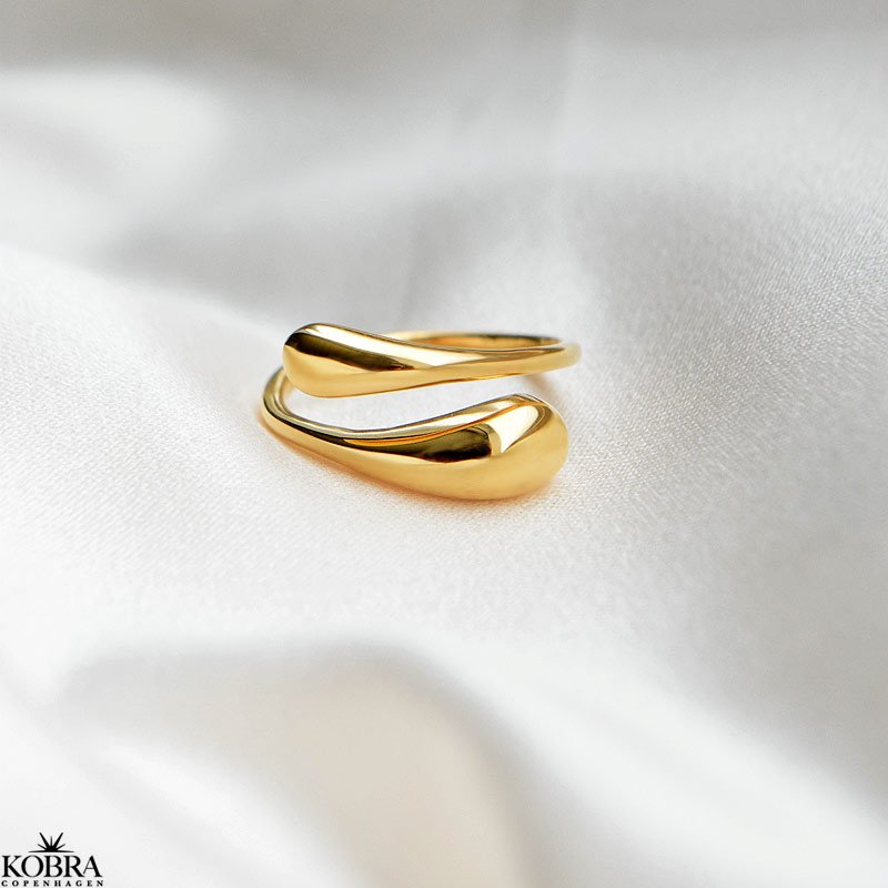 "Boa" slangeformet ring i guld