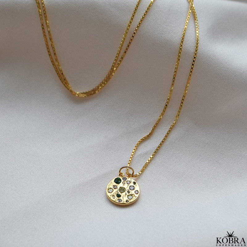 "Amalfi" guldhalskde  rundt vedhng i 18k forgyldt slv