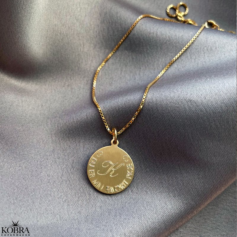 "Story" rund guld halskæde med din personlige gravering