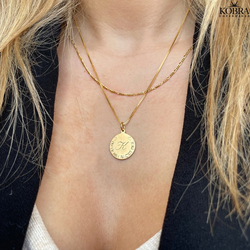 "Story" rund guld halskæde med din personlige gravering