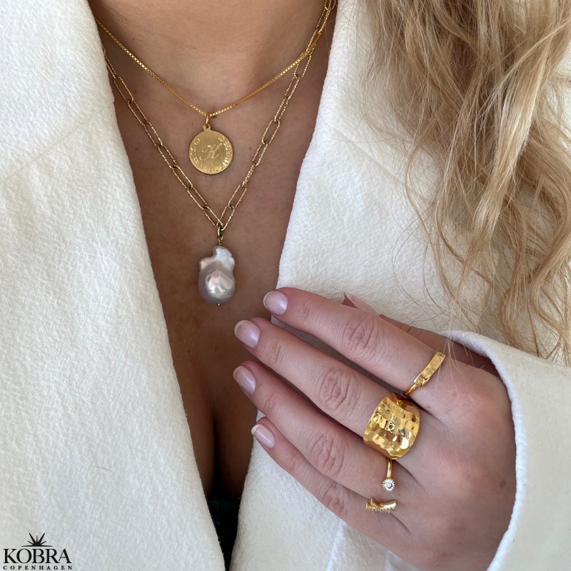 "Kansas" 18 carat gold plated necklace with freshwater pearl