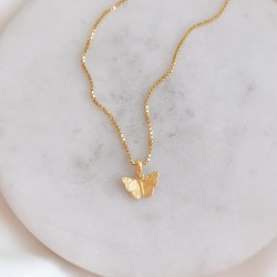 "Luma" Charm - gull sommerfugl