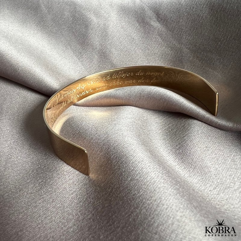 "Spencer" 14 carat gold plated bracelet including personalized engraving