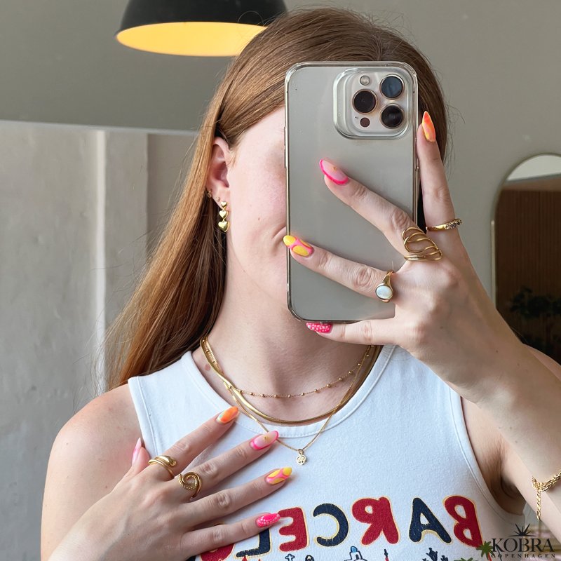 "Davina" guld reringe med hjerter