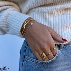 "Malia" handmade gold bracelet with small pearls