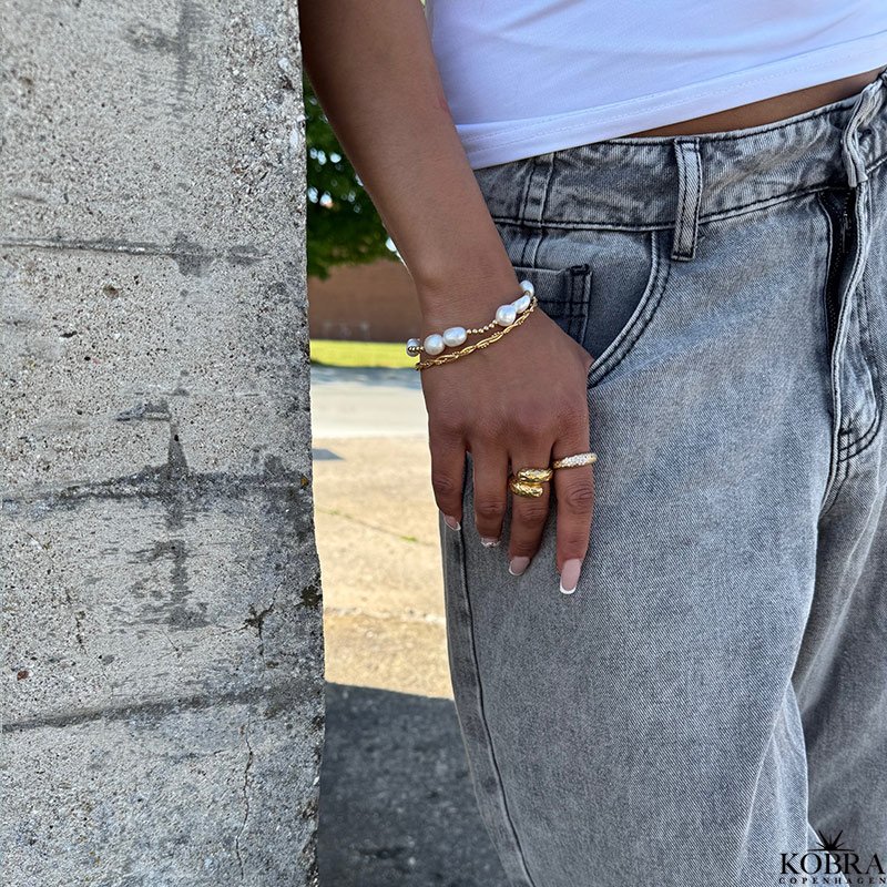 "Sally" bracelet in 18 carat gold plated