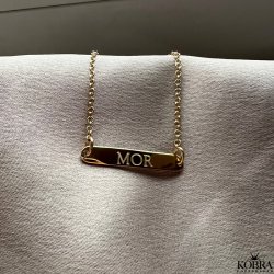 "Moment" guld armbnd med din gravering