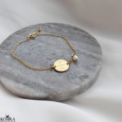 "Merci" guld armbnd med ferskvands perle og personlig gravering