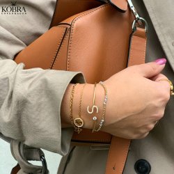 "Zoey" Personal bracelet in gold with your initial