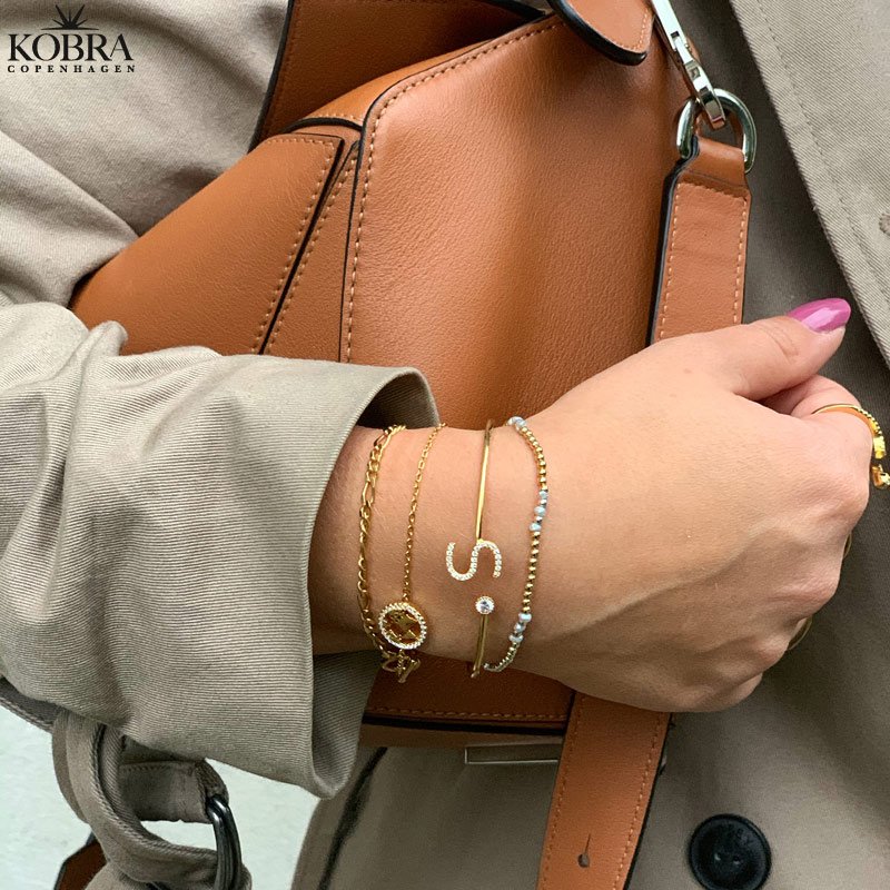 "Zoey" Personal bracelet with your initial - in silver or gold plated