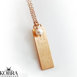 ID Tag "Guldbarre" med ferskvandsperle og inklusiv din personlige gravering