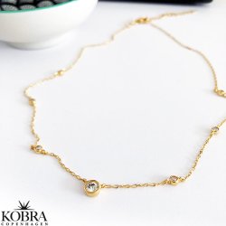 "Jenny" guld halskde / choker i 18 karat forgyldt med sm sten