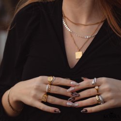 "Sparkling" slv ring med hvide sten