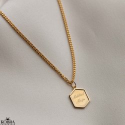 "Hero" 6 kantet guld lille halskde inklusiv personlig gravering