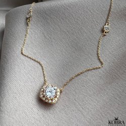 "Sylvie" guld halskde med hvide zirkonia sten