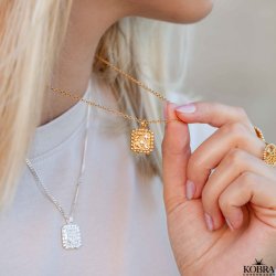 "Moondust" 18 carat goldplated necklace with moon and stars