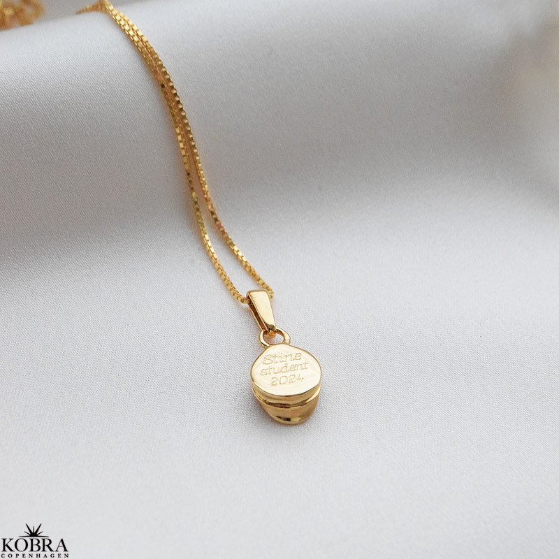 Studenterhue / studentersmykke guld halsk�de med personlig gravering
