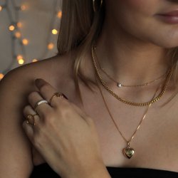 "Liva" 18 karat forgyldt smuk hjerte halskęde inklusiv gravering