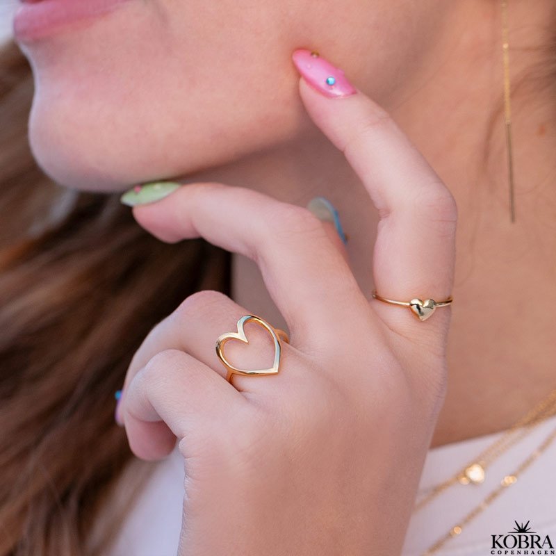 "Love" stor hjerte ring i guld
