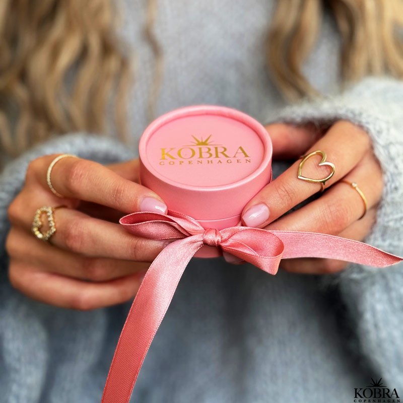 "Love" stor hjerte ring i guld