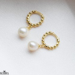 "Marisol" guld hoops med gte ferskvandsperler