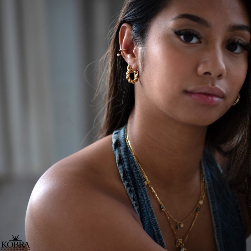 "Twister" snoet guld hoops / guld reringe