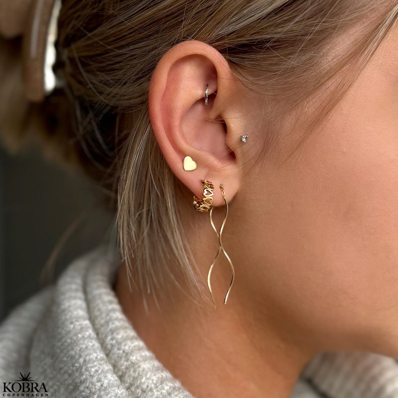 "Love" gold earrings / creoles with gold hearts