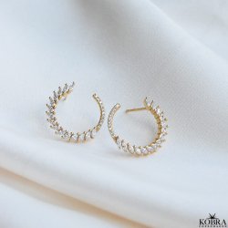 "Gabriella" gold earrings with round and oval white stones