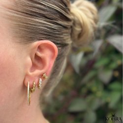 "Elsa" gold earrings with small bows and white stones