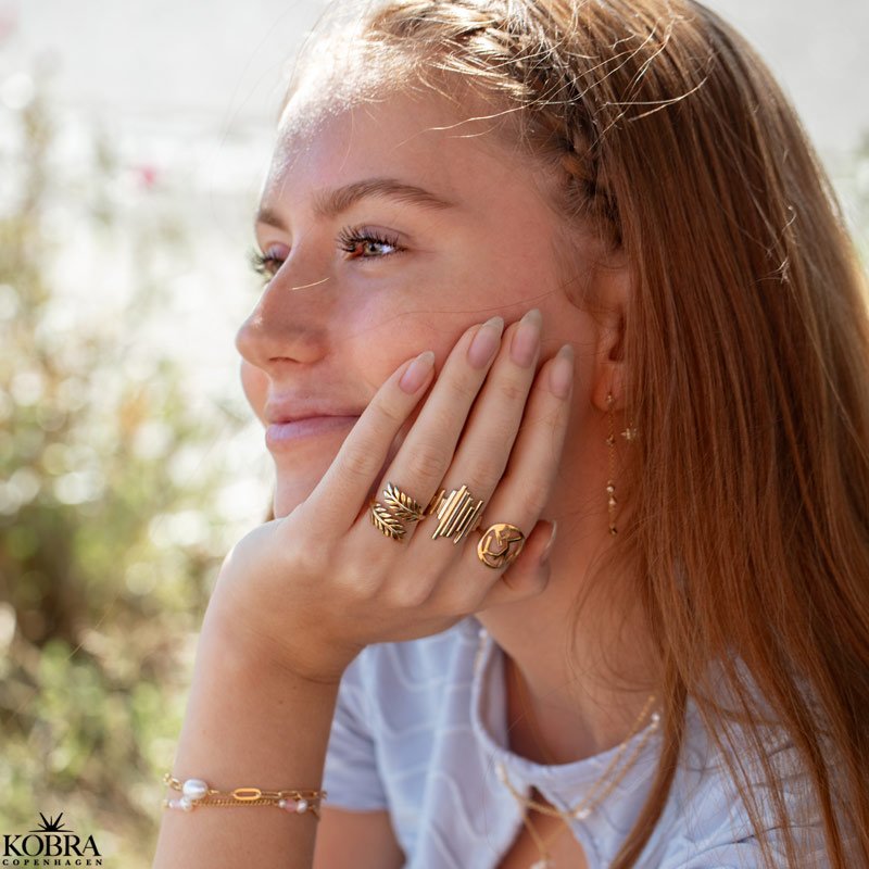 "Empire" 18 carat goldplated handmade ring