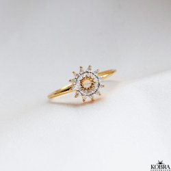 "Glamour" unique gold ring with stones and floral motif