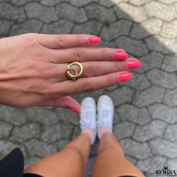 "Unity" guld ring med cirkler