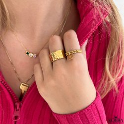 "Phlox" hammered ring in 18 carat gold plated