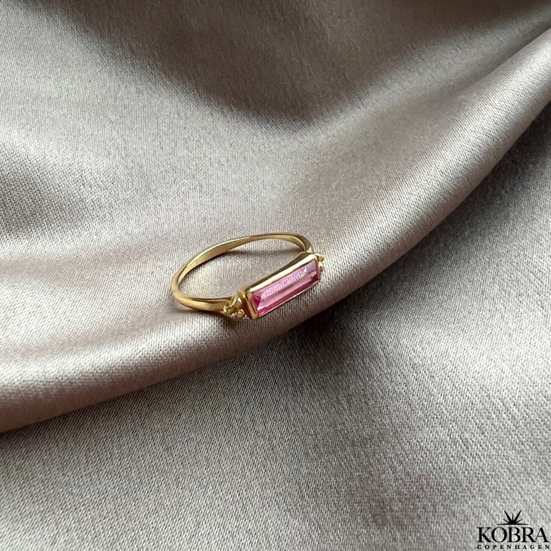 "Vienna" guld ring med pink Tourmalin