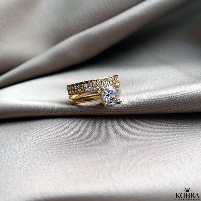 "Stella" 18 karat forgyldt 2-i-1 ring med hvide sten