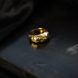 "Luna" stor chunky guld ring med hvide sten