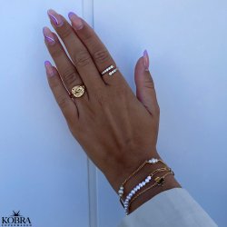 "Adine" guld ring med sten