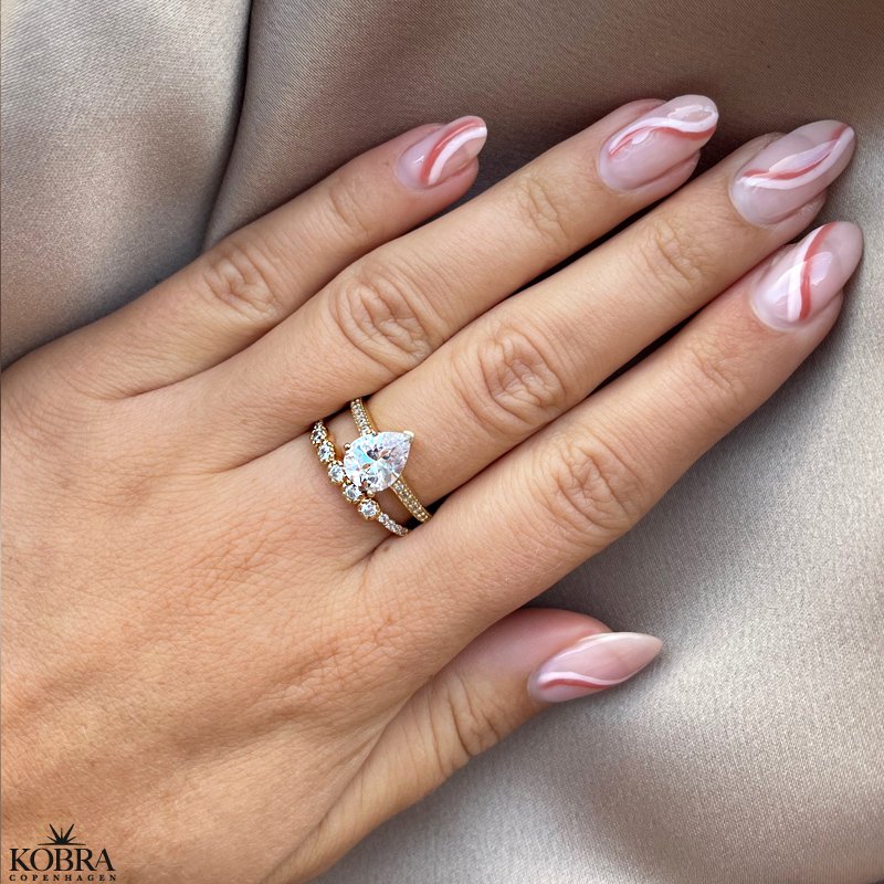 "Beatrice" gold ring with white stones