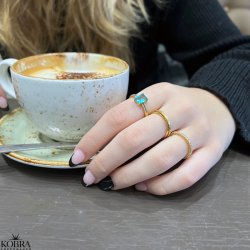 "Vanity" smuk prinsesse forgyldt ring med blå zirkonia sten
